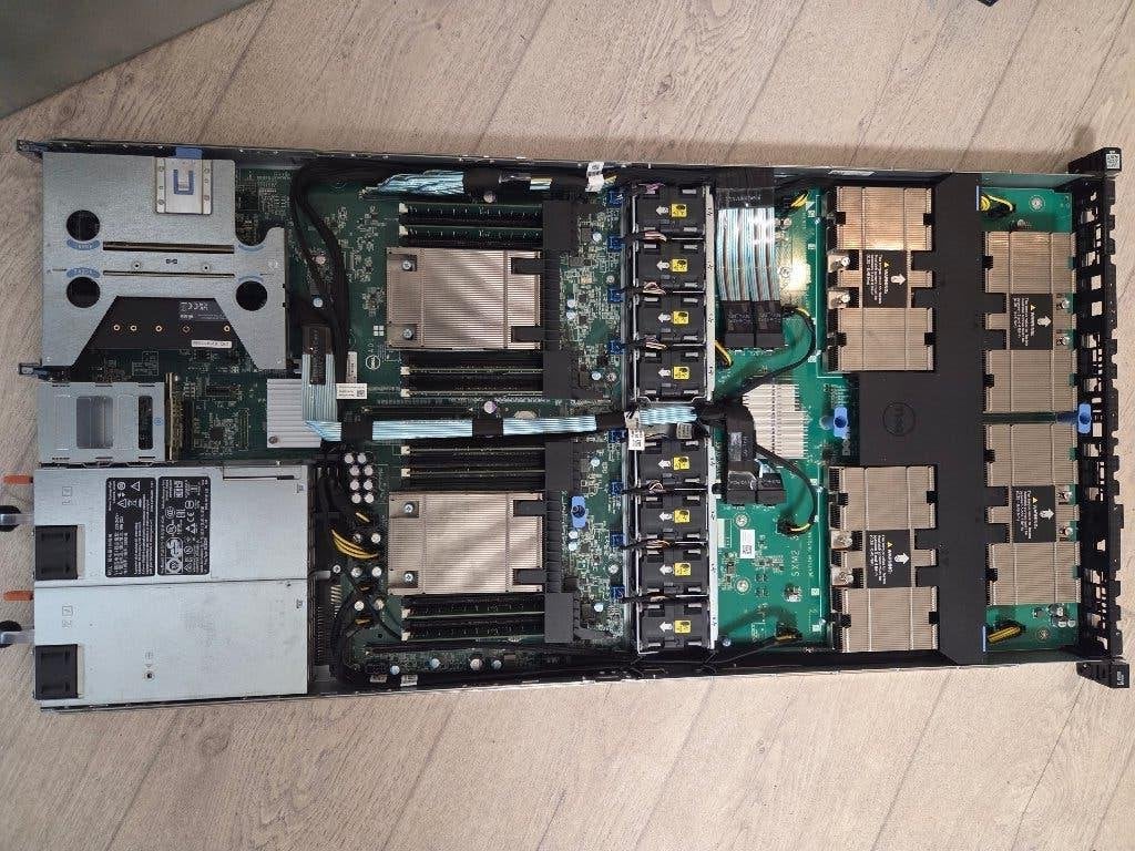 Dell C4130 - 128g ram - 4x Tesla P100 16g - Nvme, Computers en Software, Servers, Ophalen, Gebruikt, 2 tot 3 Ghz, -