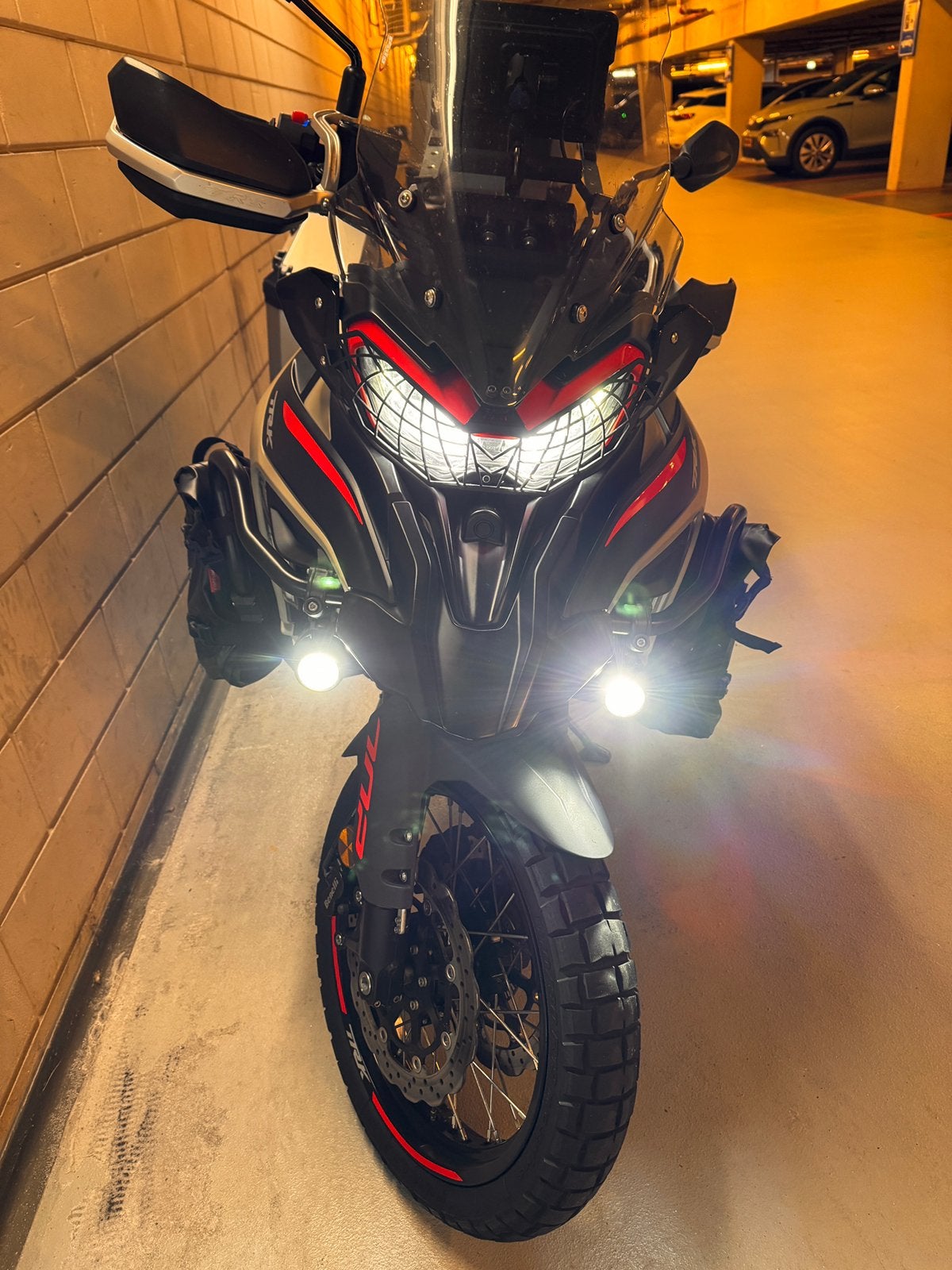 Benelli TRK 702 X, 700 cc, 2 cilinders, Occasion, Motorrijbewijs A