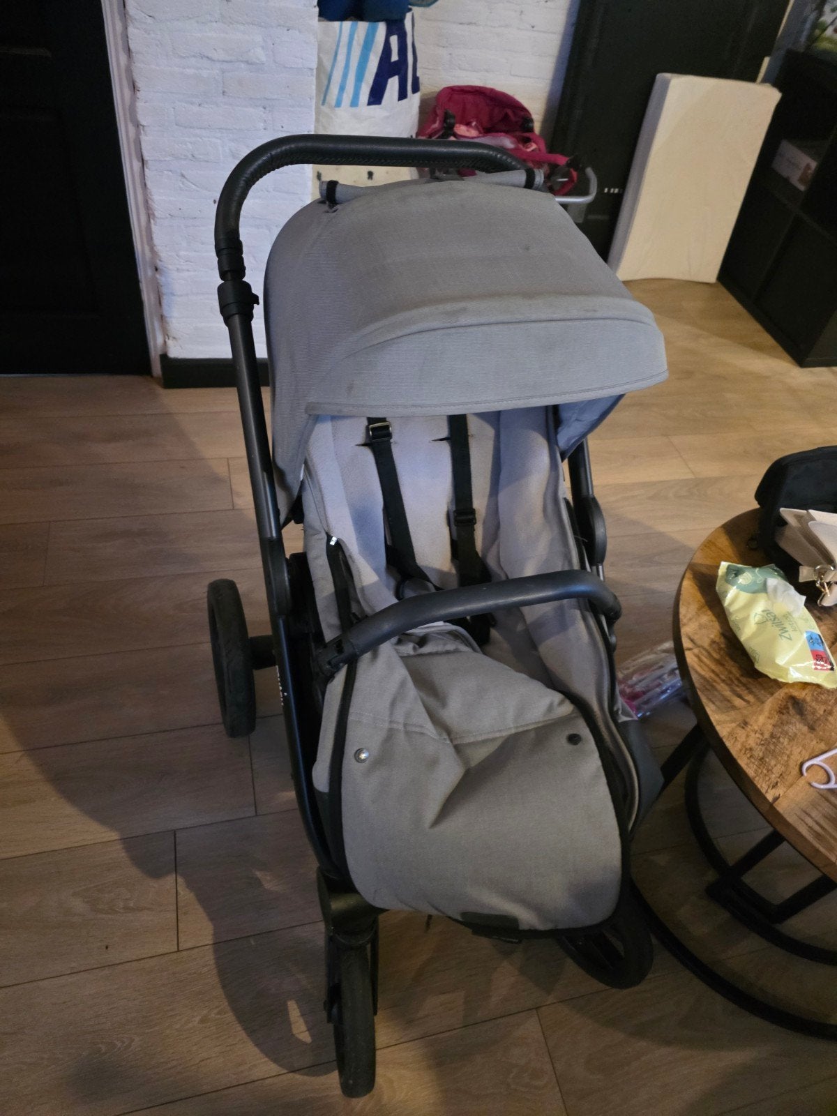 Mutsy Nio kinderwagen - Zo goed als nieuw, Ophalen of Verzenden