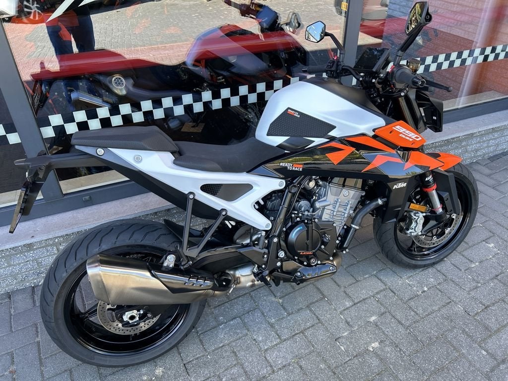 KTM 990 DUKE 2026, Motoren, Naked bike, Gebruikt, Bedrijf