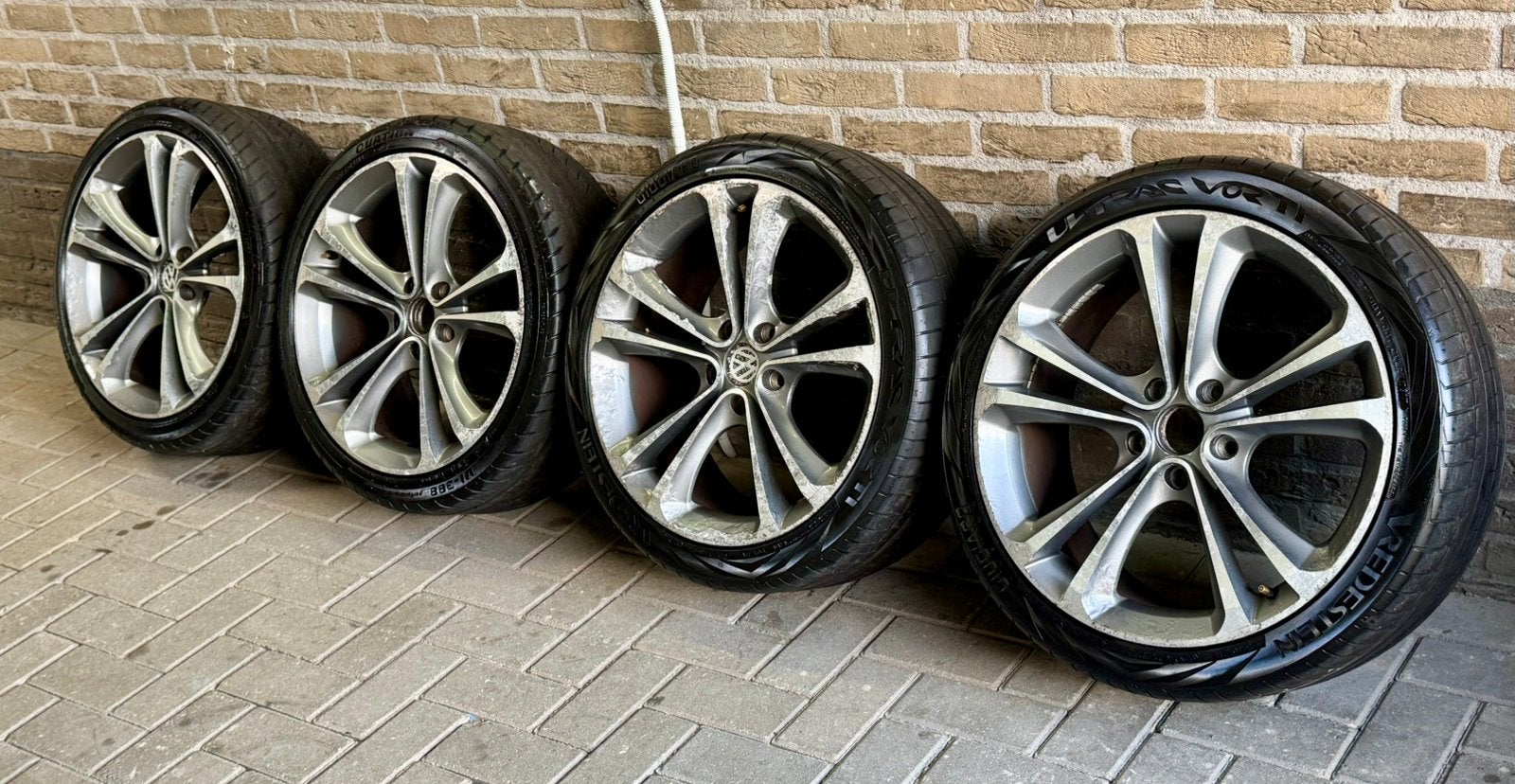 5x112 18 inch Vw golf seat skoda velgen banden 225 40 18, 18 inch, Gebruikt, Banden en Velgen, Ophalen of Verzenden