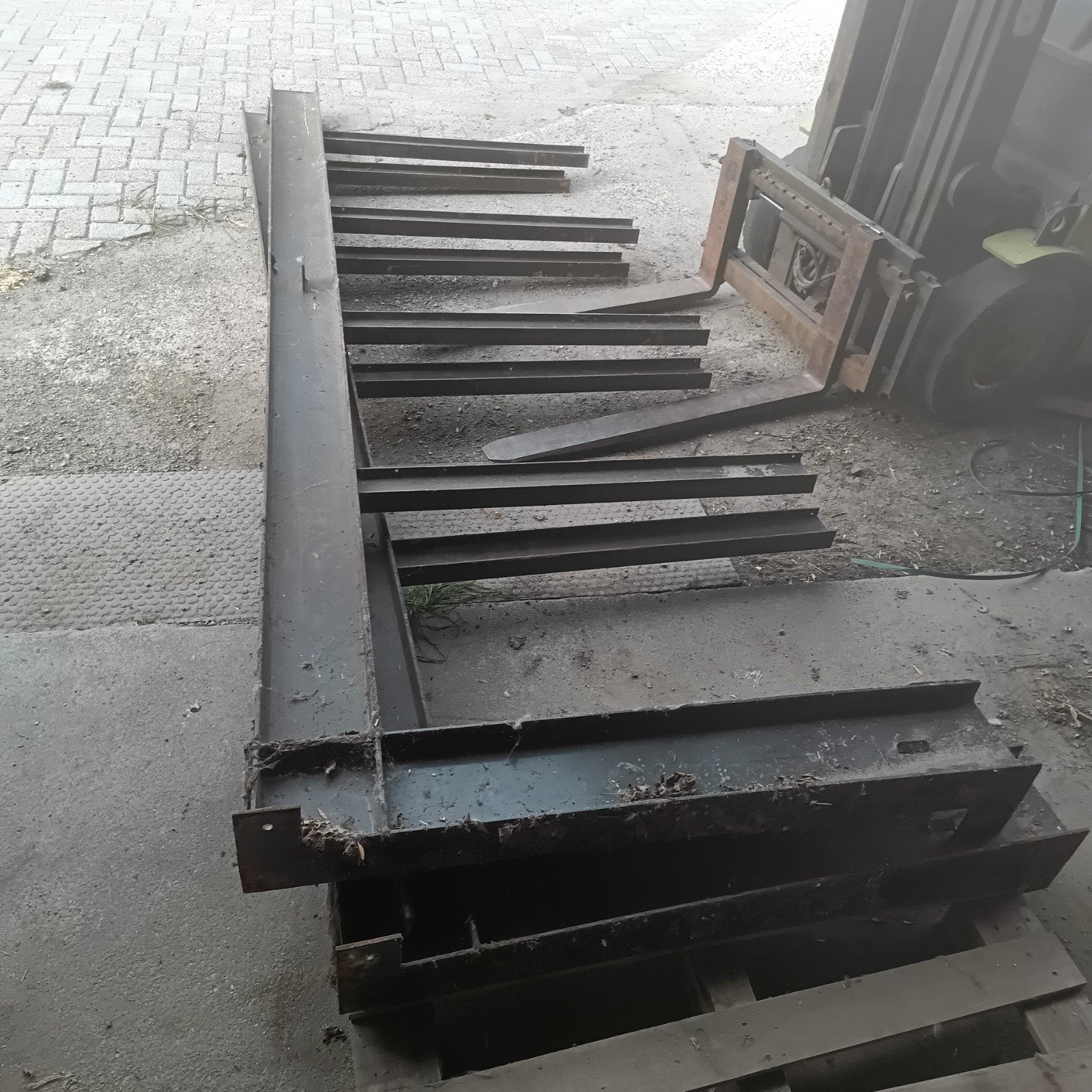 Zware draagarmstelling ipe 200 stelling, Ophalen, Gebruikt, IJzer