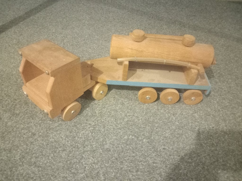 Houten Vrachtwagen, Kinderen en Baby's, Speelgoed | Houten speelgoed, Ophalen of Verzenden, Gebruikt, Duw- of Trekspeelgoed