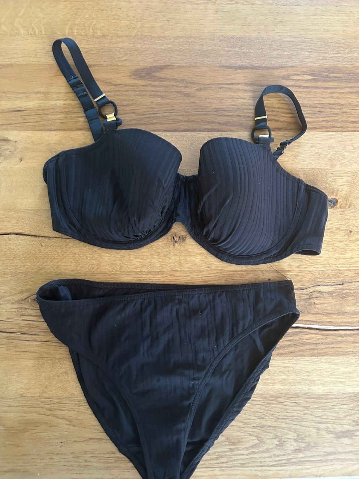 Prima donna bikini broekje maat 38 en bovenstukje 70E, Ophalen of Verzenden, Zo goed als nieuw, Zwart, Bikini