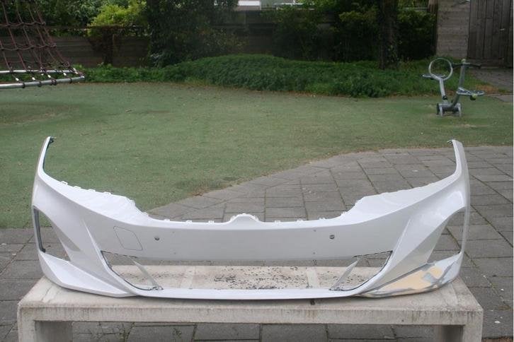 BMW 3 SERIE  G20 / G21 VOORBUMPER, Gebruikt, Voor, Niet ingevuld, Bumper