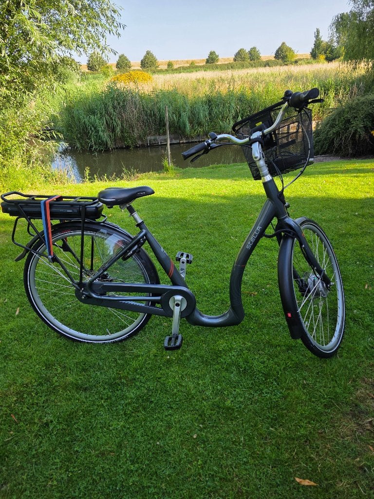 Stella Nantes lage instap fiets, Zo goed als nieuw, 47 tot 51 cm, 50 km per accu of meer, Ophalen