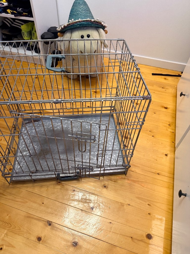 Bench voor hond of kat 60 X 40 X 50 cm, Dieren en Toebehoren, Hondenbenches, Ophalen, Gebruikt