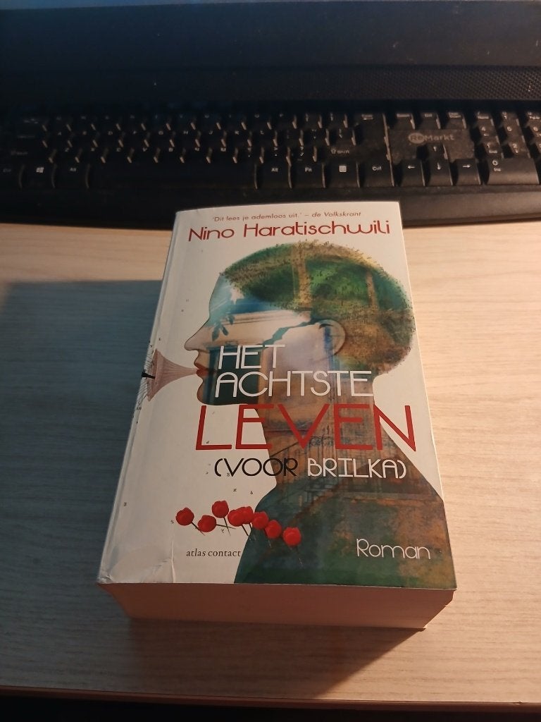 Het achtste Leven voor Brilka - Nino Haratischwili, Ophalen of Verzenden, Zo goed als nieuw