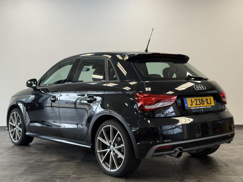 Audi A1 Sportback 1.0 TFSI Advance Sport S-line Panoramadak, 580 kg, 4 stoelen, Leder en Stof, Zwart