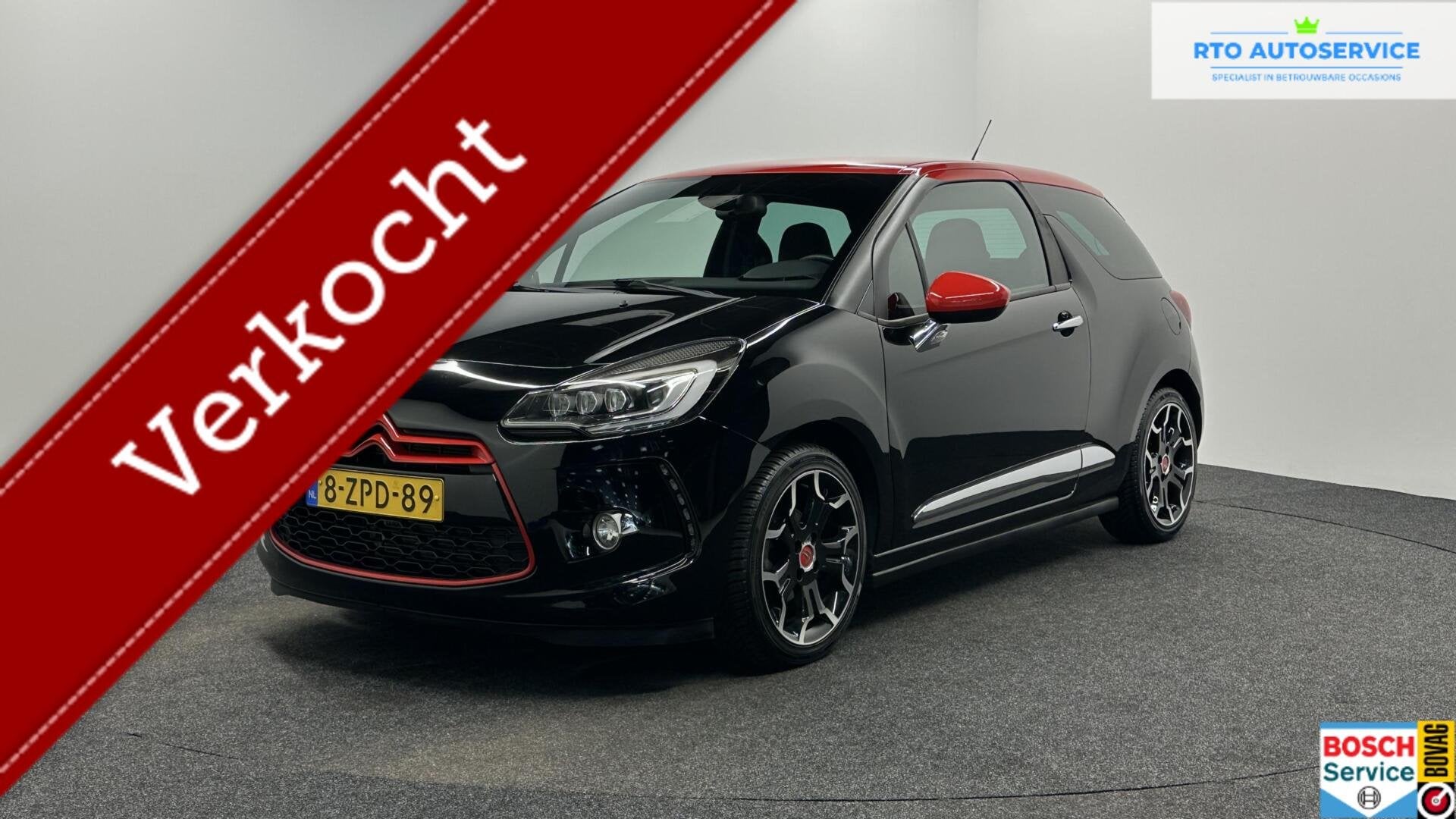 Citroen DS3 1.2 PureTech So Red|NAP|Navi|Camera|Trekhaak|, Stof, Met garantie (alle), Zwart, Origineel Nederlands
