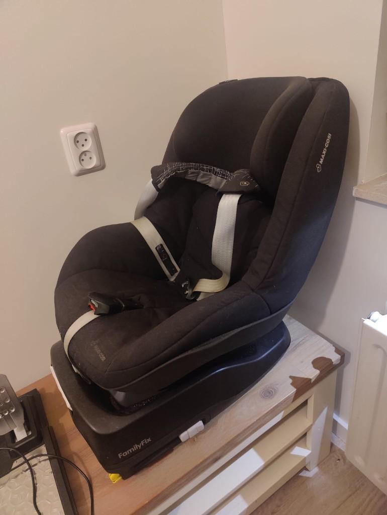 Maxi cosi Pearl met family fix, Ophalen, Gebruikt, 9 t/m 18 kg, Slaapstand