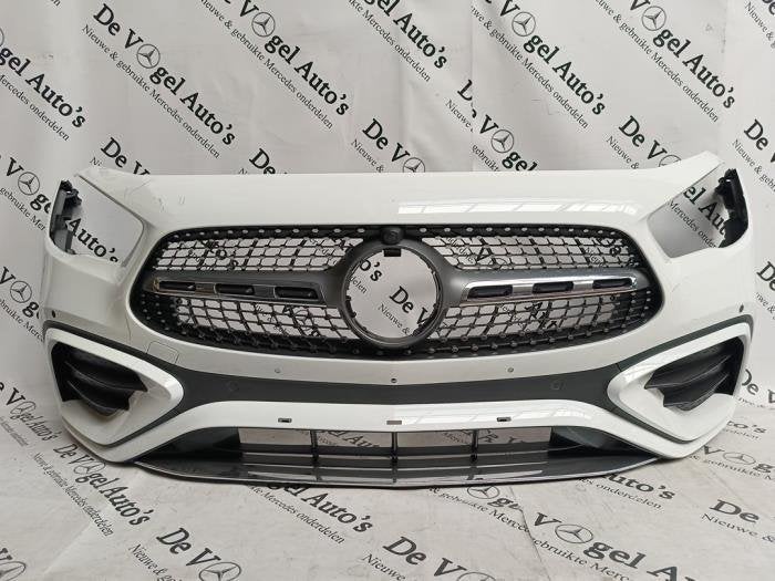 Voorbumper van een Mercedes GLA (9149), Gebruikt, -, Ophalen of Verzenden, Bumper