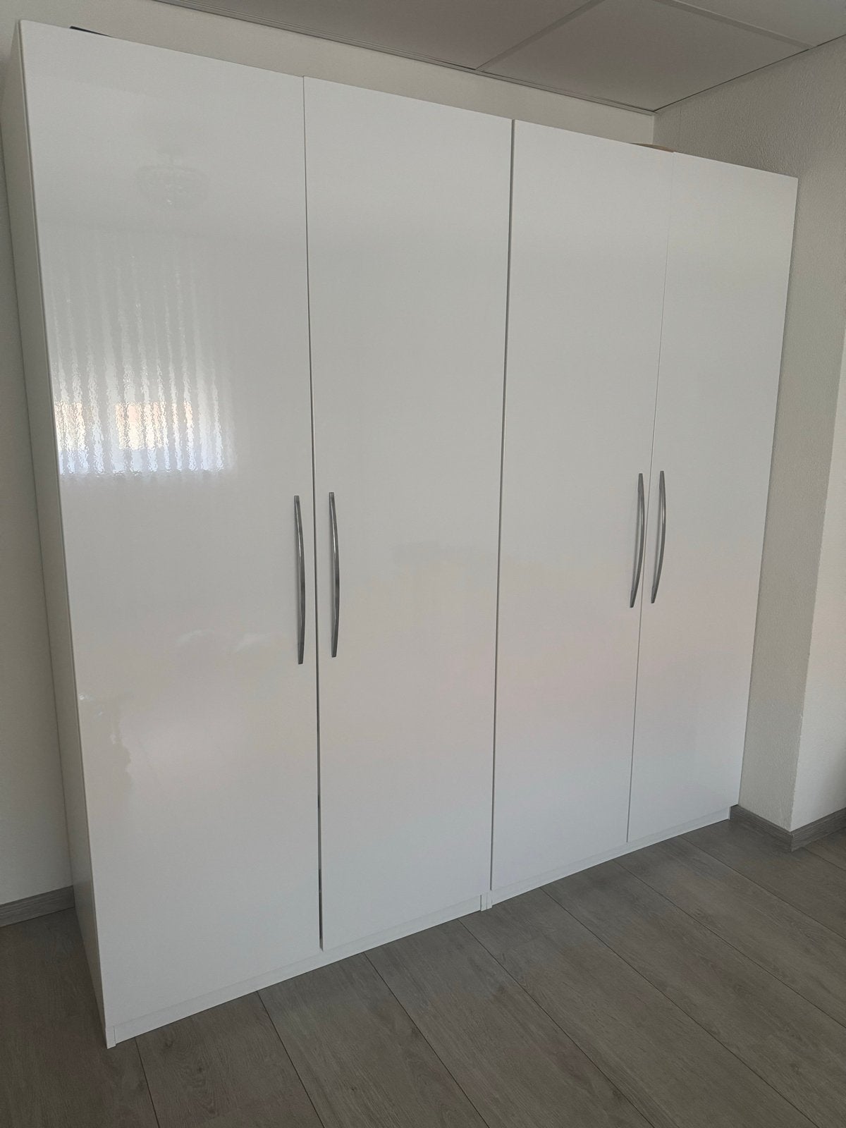 IKEA Pax kledingkast met 4 deuren, wit hoogglans, Ophalen, Overige materialen, Gebruikt, 200 cm of meer