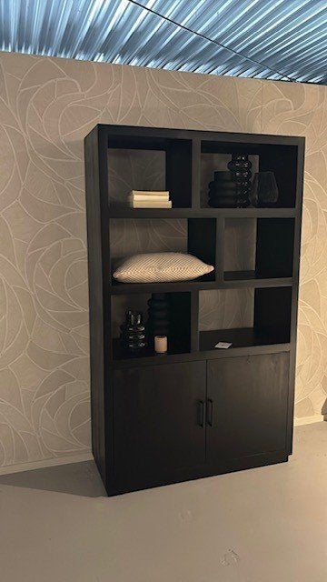 Boekenkast met deuren, Huis en Inrichting, Ophalen, Overige materialen, 100 tot 150 cm, 200 cm of meer