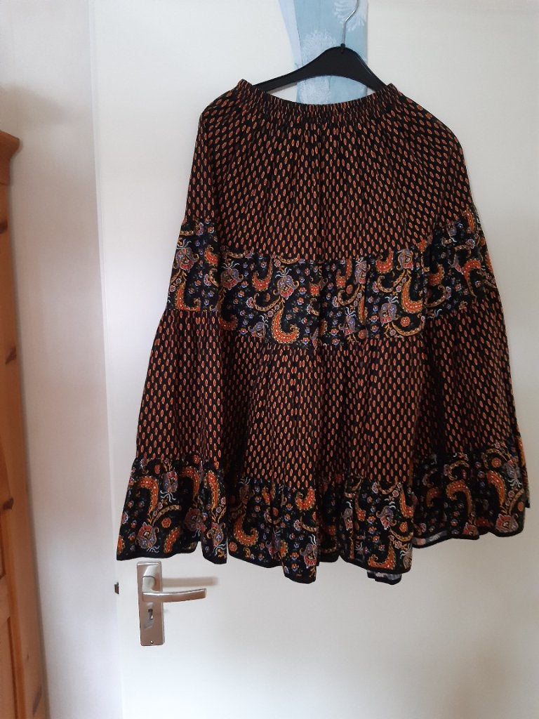 Prachtige bohiemen rok merk Mistral maat 42, Kleding | Dames, Rokken, Ophalen, Overige kleuren, Maat 42/44 (L), Zo goed als nieuw