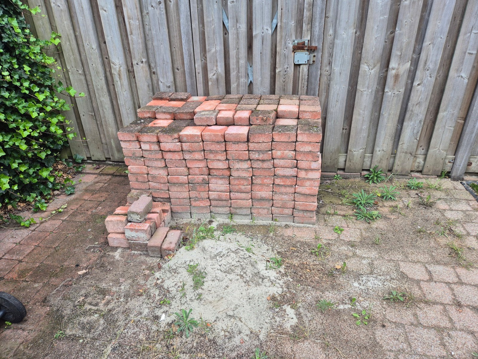 Gebruikte terrastegels / klinkers, Tuin en Terras, Ophalen, Overige materialen, Gebruikt, 10 m² of meer
