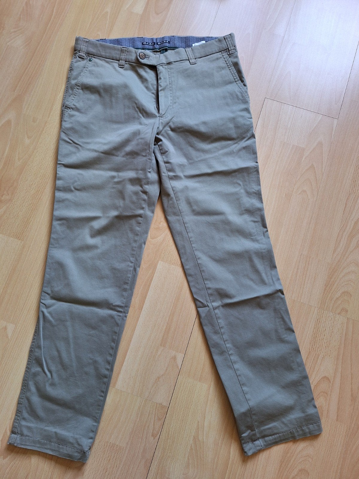 Herenbroek M.E.N.S. maat 50, kaki groen, Kleding | Heren, Broeken en Pantalons, M.E.N.S., Maat 48/50 (M), Ophalen of Verzenden