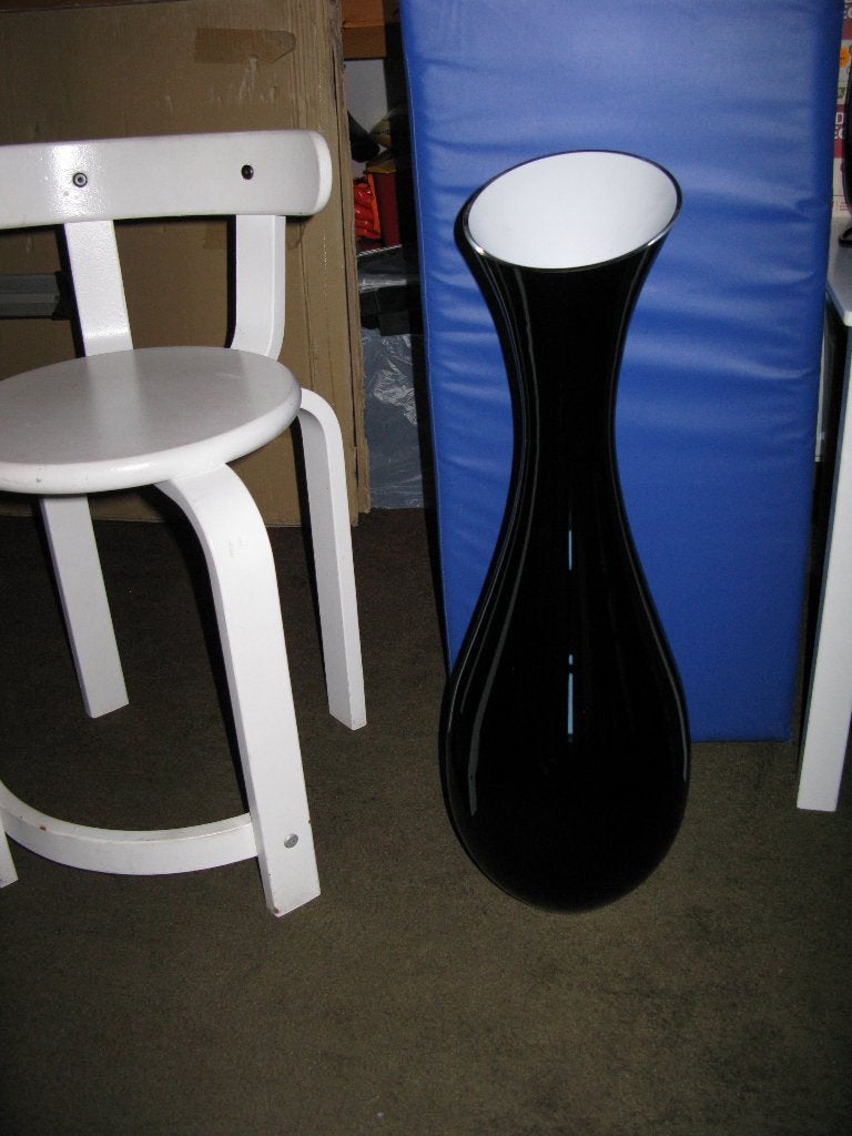 grote design vaas hoogglans zwart, Huis en Inrichting, Ophalen, Zo goed als nieuw, Zwart, 64 cm