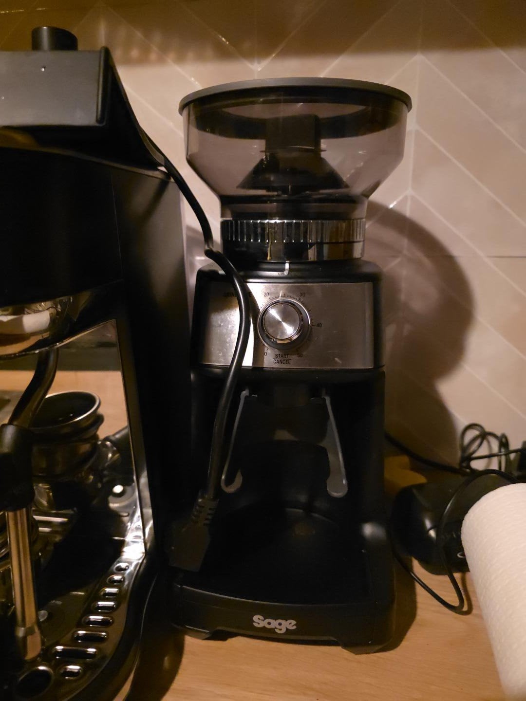Sage Barista Express Espressomachine met bonenmaler, Gebruikt, Espresso apparaat, 10 kopjes of meer, Koffiebonen