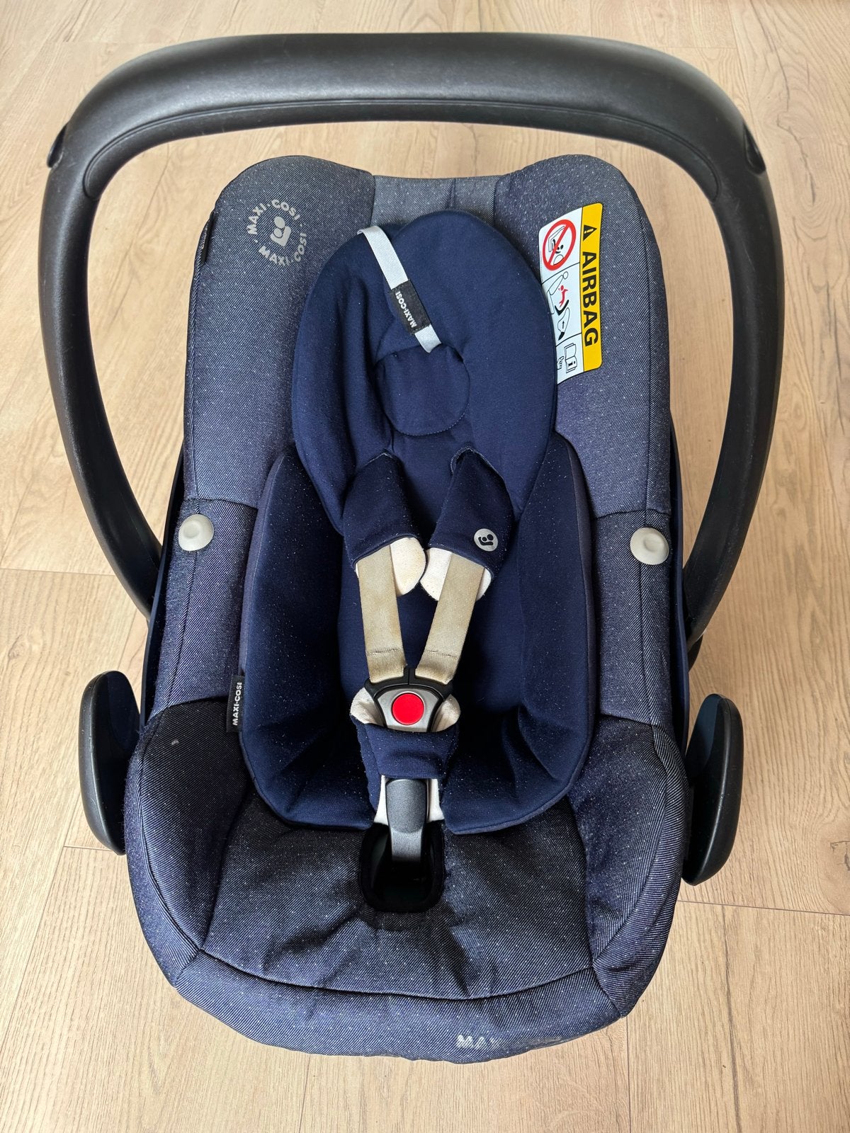 Maxi-Cosi Pebble + FamilyFix 3 Isofix Base + Nijntje hoes, Kinderen en Baby's, Autostoeltjes, Ophalen, Gebruikt, Zijbescherming