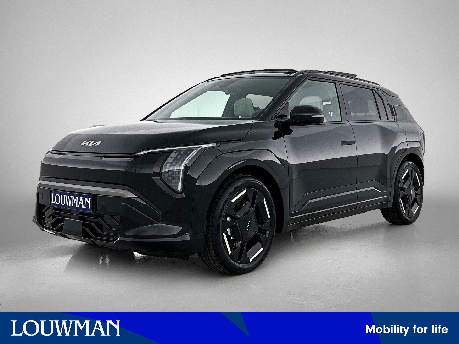 Kia EV3 GT-Line 81.4 kWh Uit voorraad leverbaar | Panoramada, Zwart, Leder, Adaptive Cruise Control, SUV of Terreinwagen