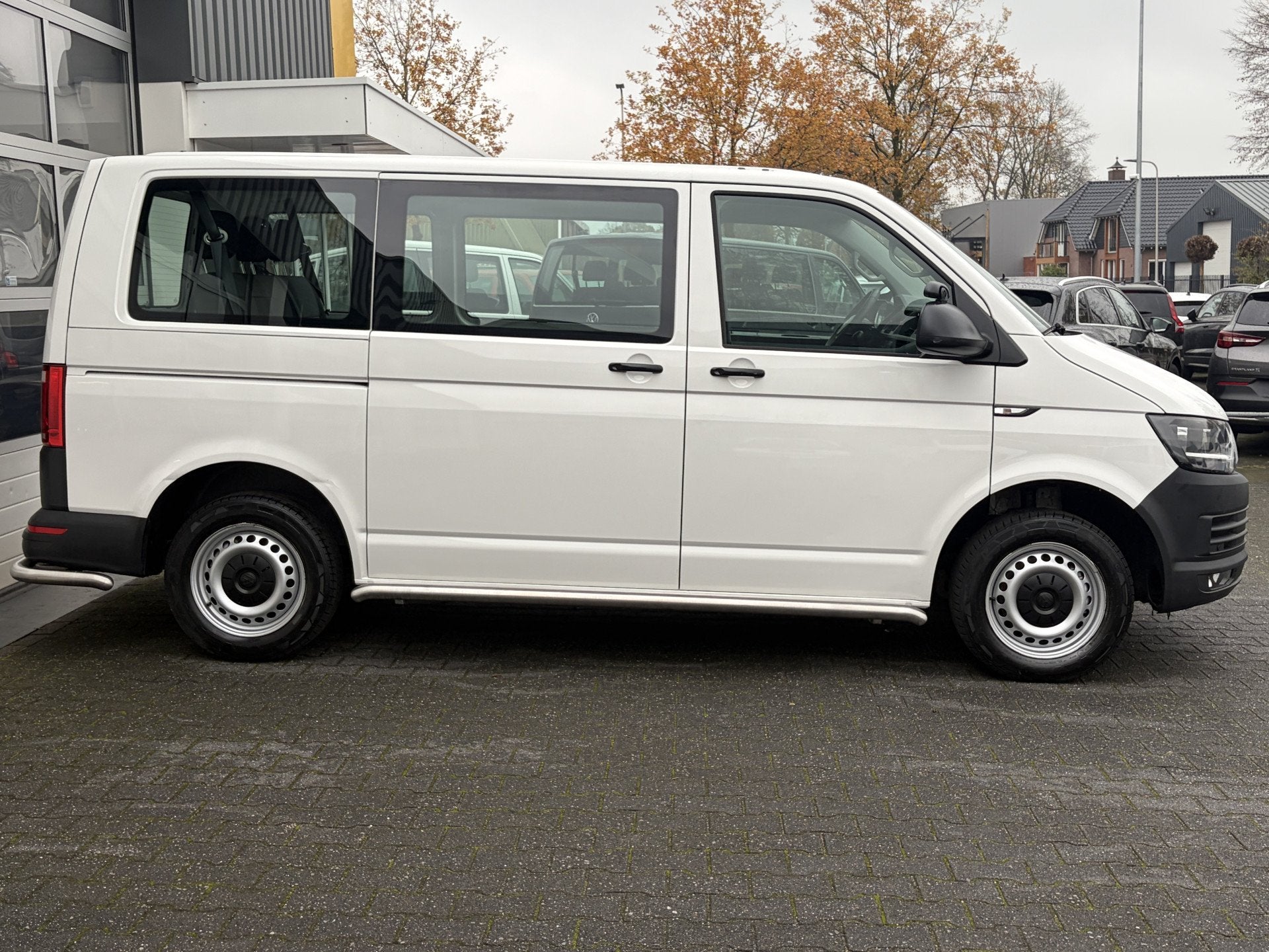 Volkswagen Transporter Kombi 2.0 TDI DSG Automaat L1H1 BTW e, Auto's, Stof, Gebruikt, 150 pk, 255 €/maand