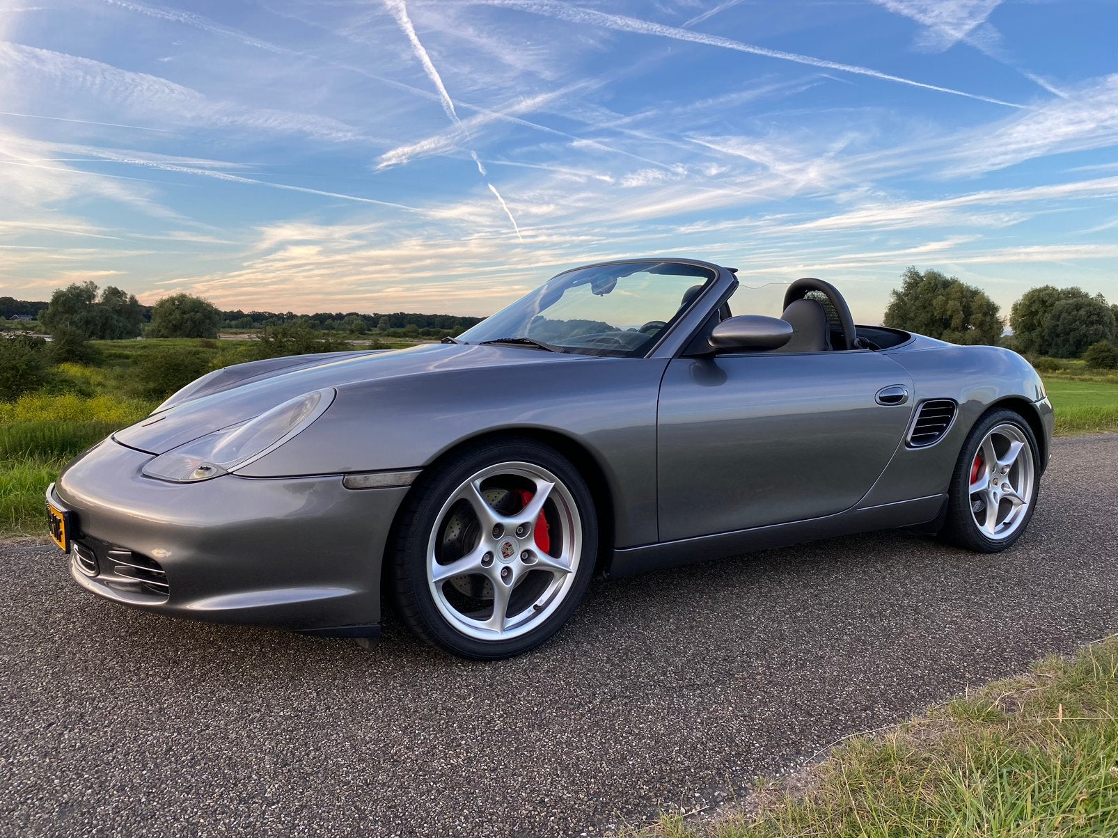 Porsche Boxster 3.2 S 2004 Grijs, Auto's, Porsche, Achterwielaandrijving, 1295 kg, Cabriolet, Handgeschakeld