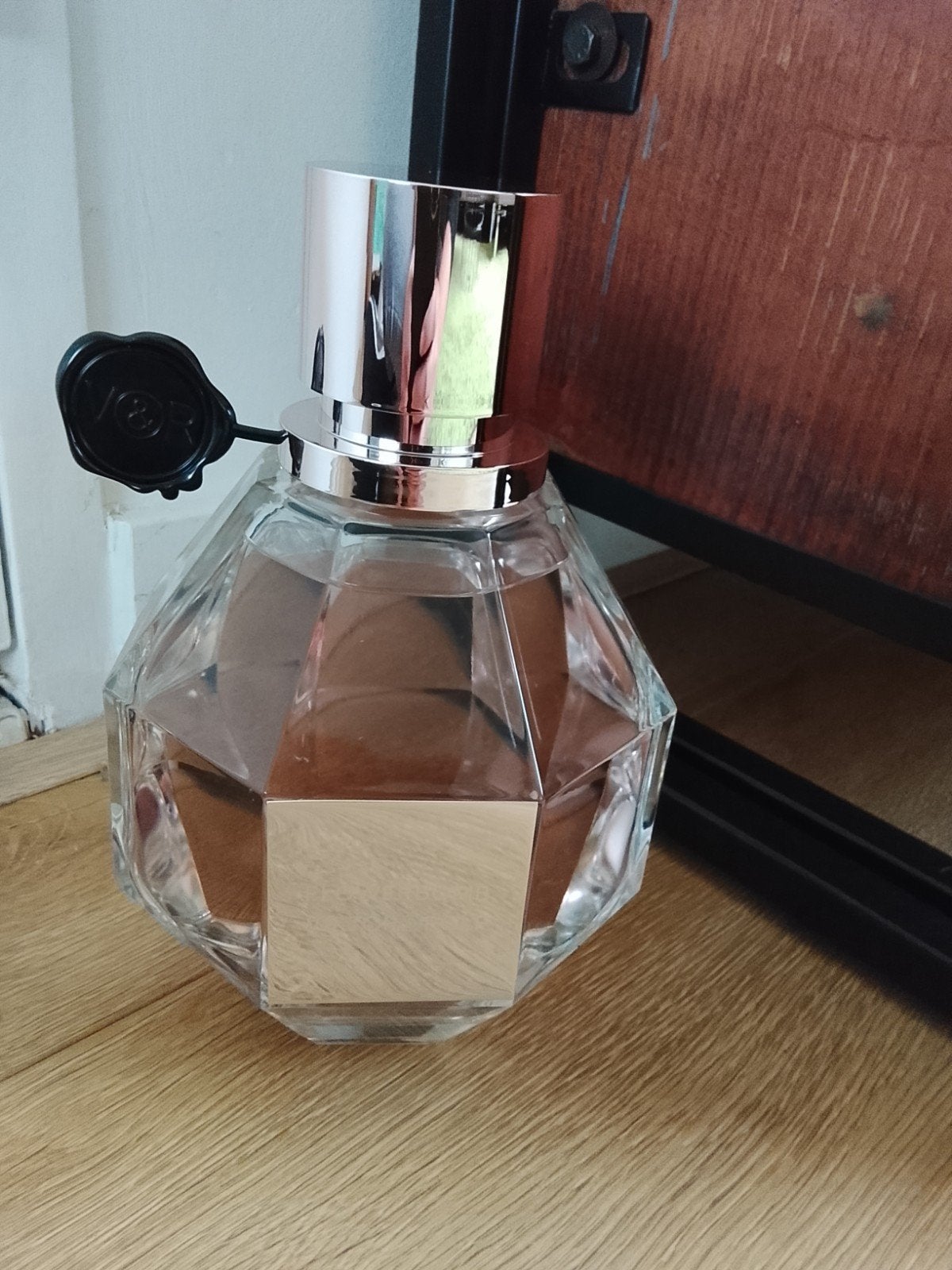 giant factice Viktor & Rolf flowerbomb, Verzamelen, Ophalen of Verzenden, Nieuw, Toebehoren