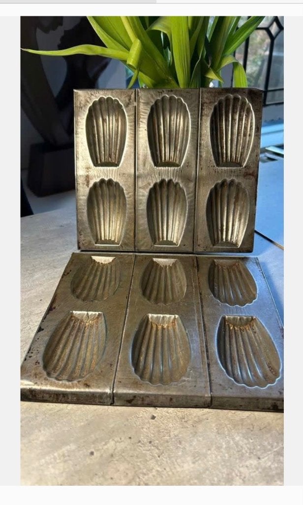2 x Antiek Franse bakvorm madeleines, Franse cakejes, Ophalen of Verzenden