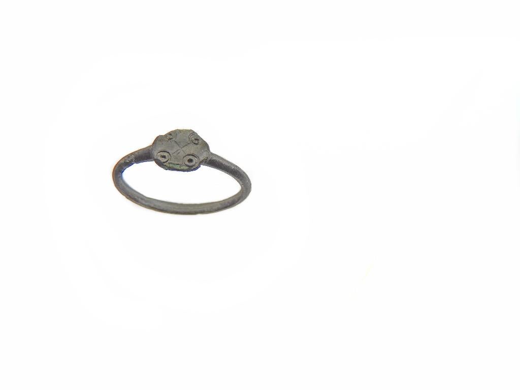 Romeinse vingerring brons roman 'circle point'   rf004, Verzenden
