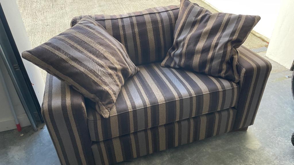 Mooie loveseat bank bxd 145x92 cm, Huis en Inrichting, Ophalen, Gebruikt, Tweepersoons, 75 tot 100 cm