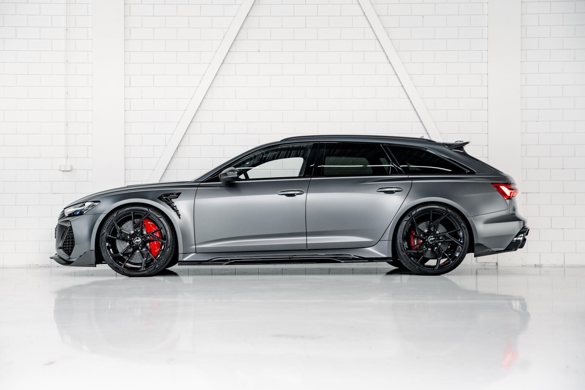 Audi RS6 ABT RS6 LE Legacy Edition 1 of 200 l Matte Daytona, Auto's, Audi, Automaat, Gebruikt, RS6, Lichtsensor
