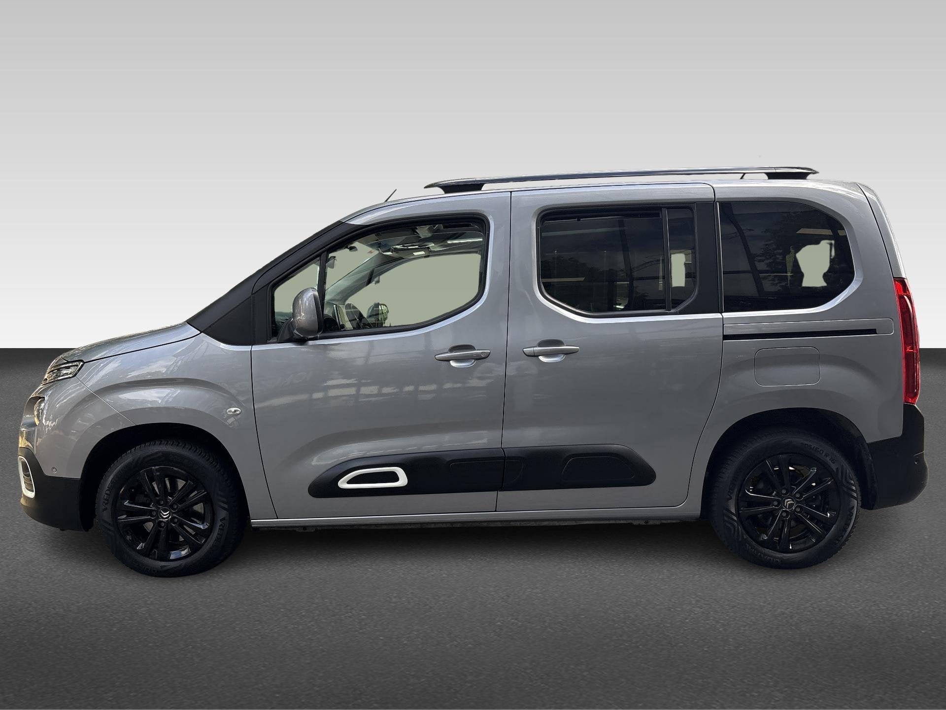Citroën Berlingo 1.2 PureTech Shine, 15 km/l, Gebruikt, Euro 6, 1199 cc