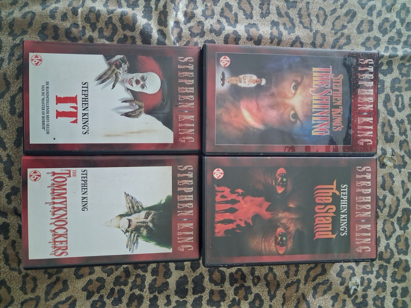 Stephen King : IT, The Shining, The Tommyknockers,, Vanaf 16 jaar, Boxset, VHS, Ophalen