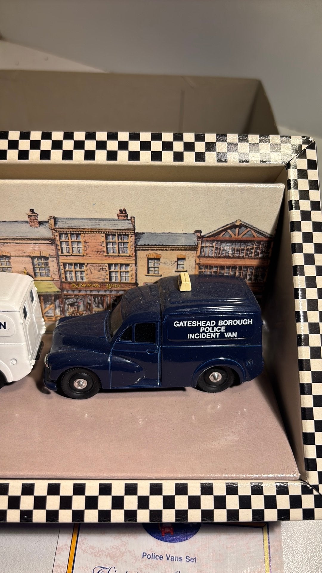Morris minor vans d13/I corgi 1.43, Auto, Ophalen of Verzenden, Corgi, A