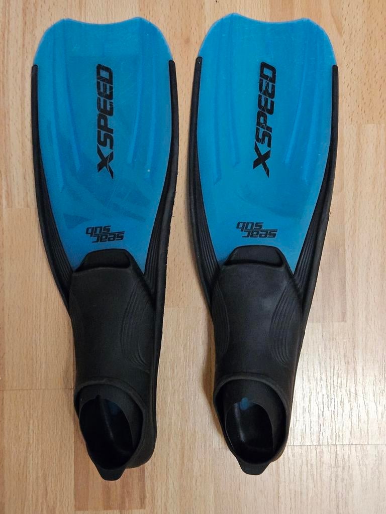 Flippers maat 31-33, Ophalen of Verzenden, Zo goed als nieuw, Snorkelvinnen