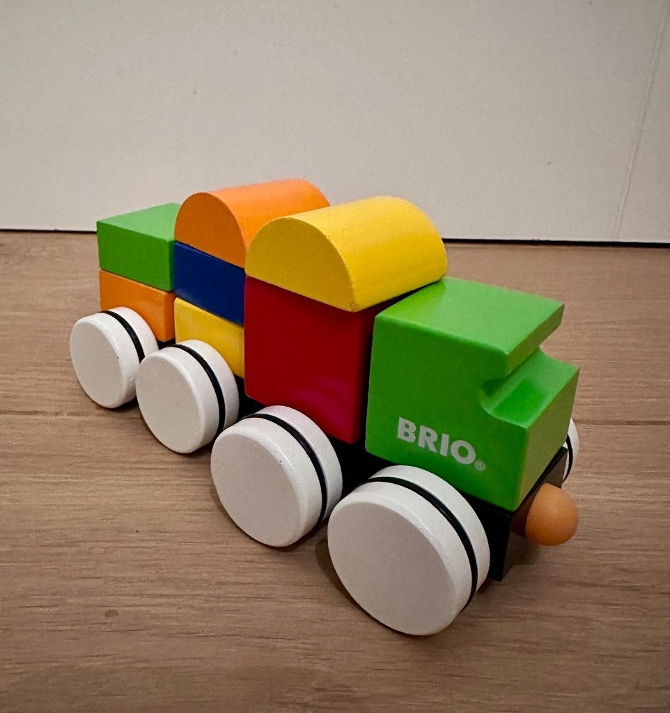 Brio Magnetische Trein, Kinderen en Baby's, Speelgoed | Houten speelgoed, Ophalen of Verzenden, Zo goed als nieuw, Duw- of Trekspeelgoed