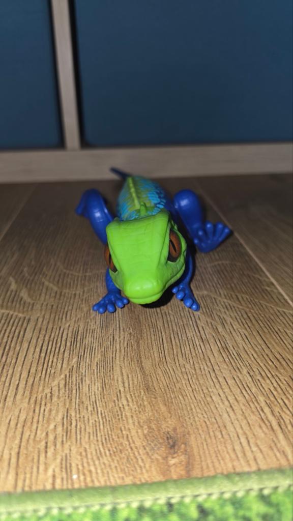 Robo alive kruipende hagedis, Ophalen of Verzenden