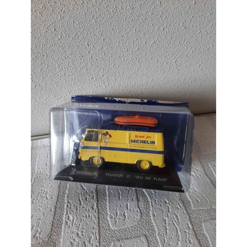 Peugeot J7 met opblaasboot op dak Jeu de plage Michelin 1:43, Ophalen of Verzenden, Nieuw, Auto's