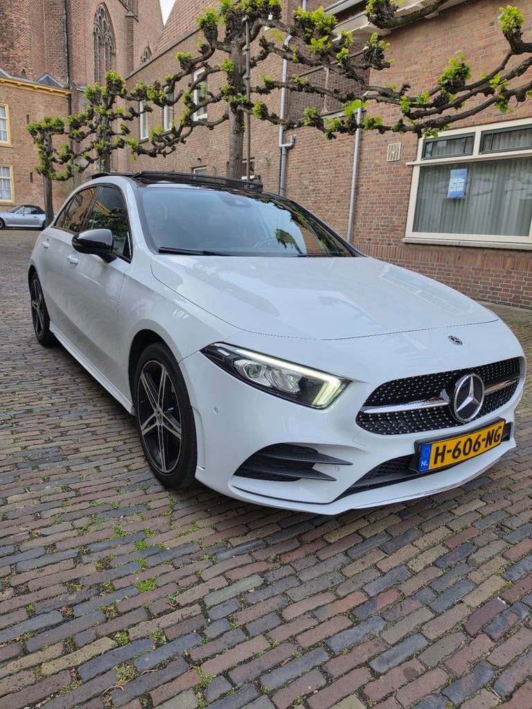 Mercedes-Benz A-Klasse A 200 163pk 7G-DCT AMG, 4 cilinders, Leder, 75 €/maand, Particulier