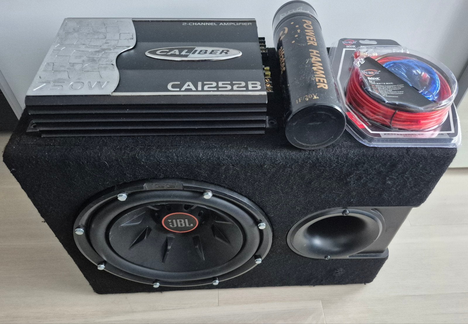 Jbl subwoofer met versterker, Ophalen, Gebruikt