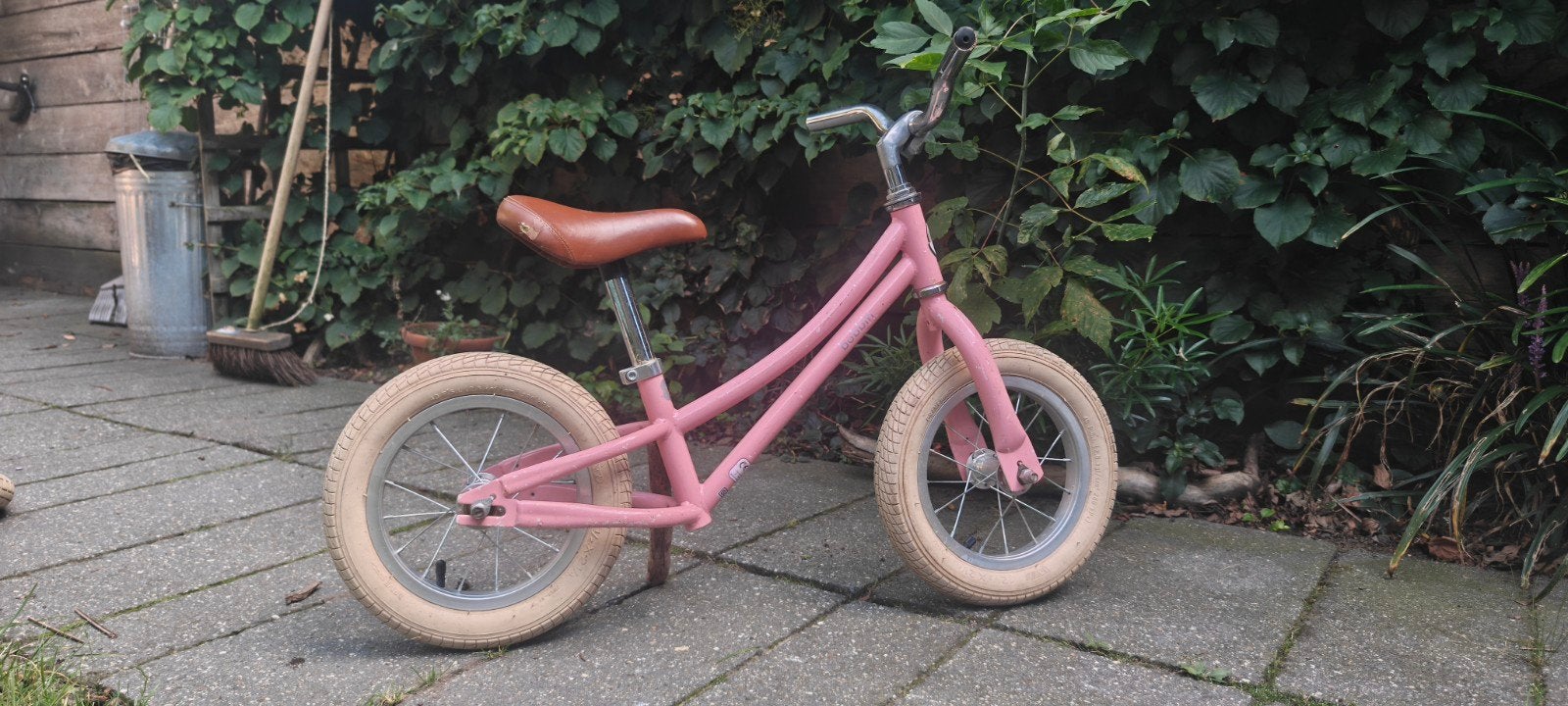 Bobbin London loopfiets roze - Gebruikt, Fietsen en Brommers, Ophalen, Gebruikt, 16 tot 20 inch, Bobbin London