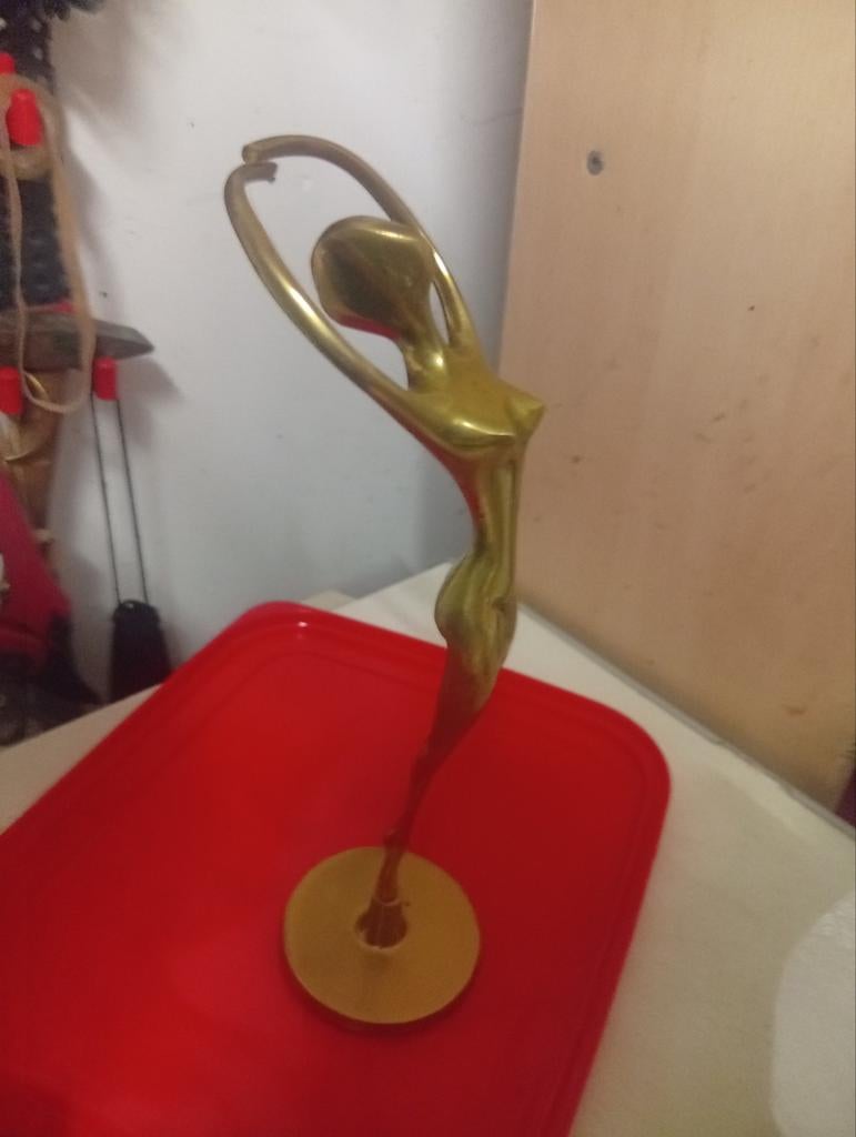 Messing abstract balerina figuur/ beeldje  op sokkel, Ophalen of Verzenden, 20 - 50 cm, Op sokkel, Beeld