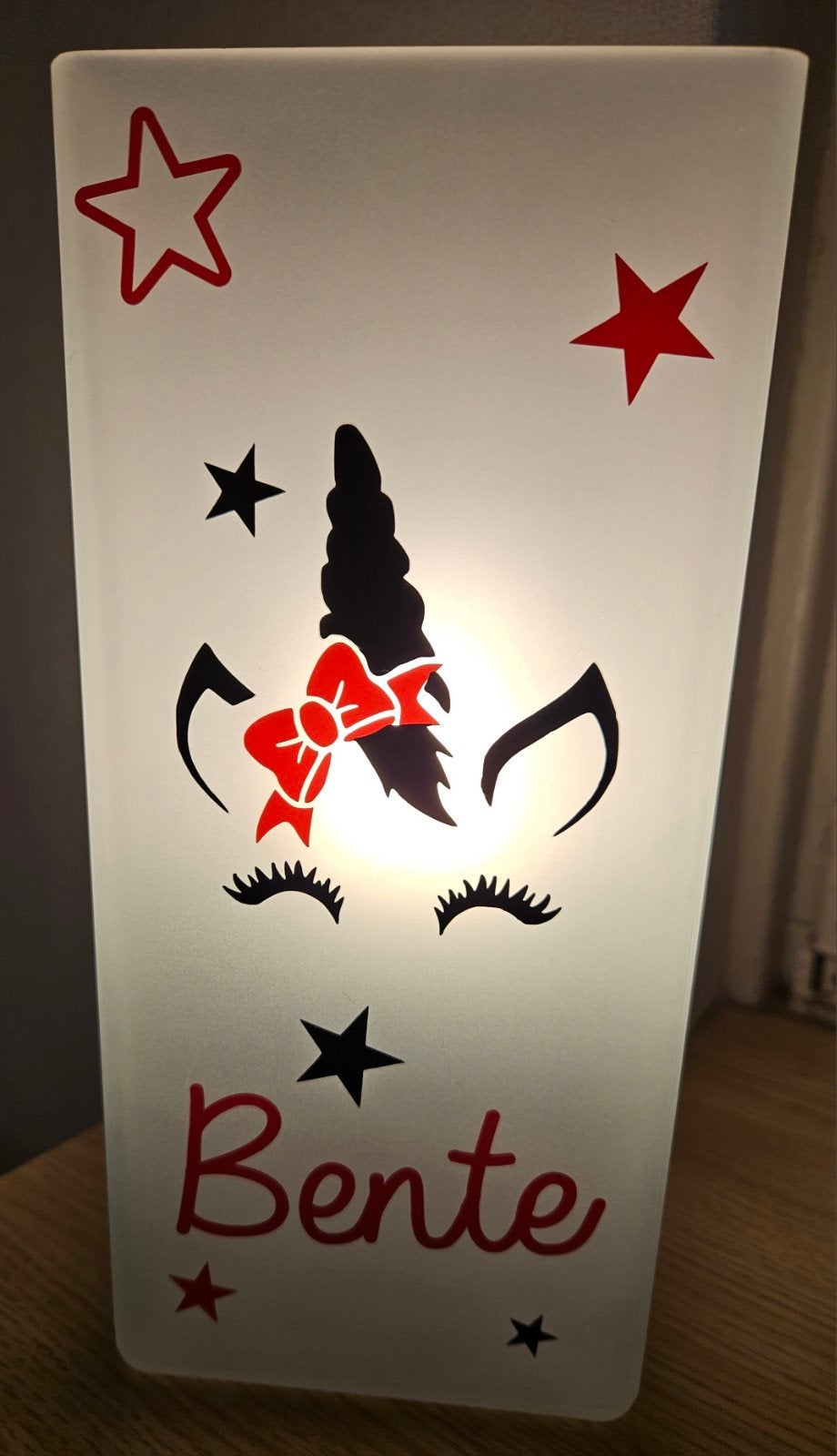 NACHTLAMPJE MET DE NAAM BENTE, Ophalen of Verzenden, Zo goed als nieuw, Lamp