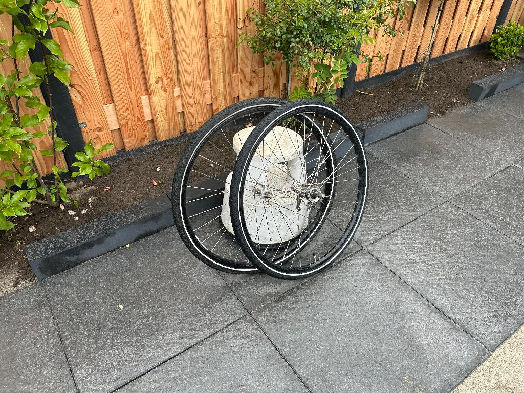 Set Wielen 28 inch achterwiel met terugtraprem, Wiel, Gebruikt, Ophalen of Verzenden, Aluminium