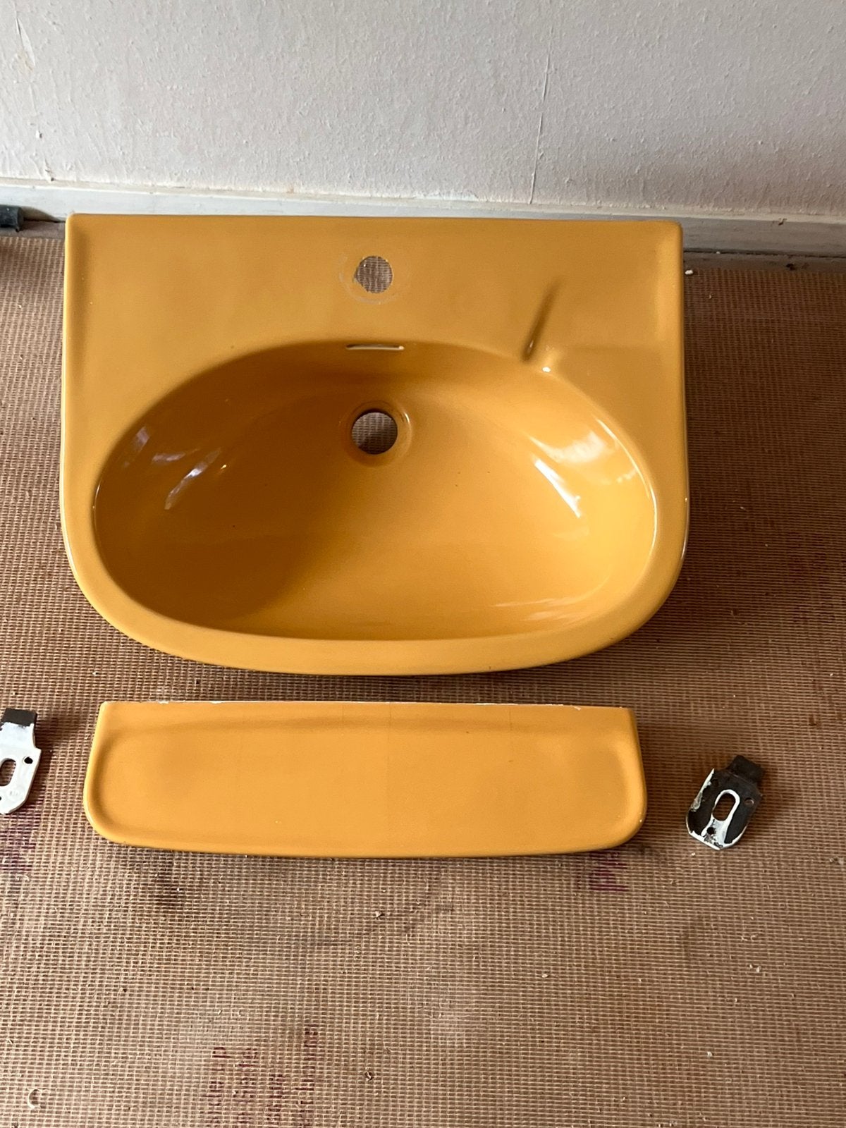 Vintage retro wastafel + wandplank Sphinx 60/’70, Ophalen, Gebruikt, 50 tot 100 cm, Minder dan 100 cm
