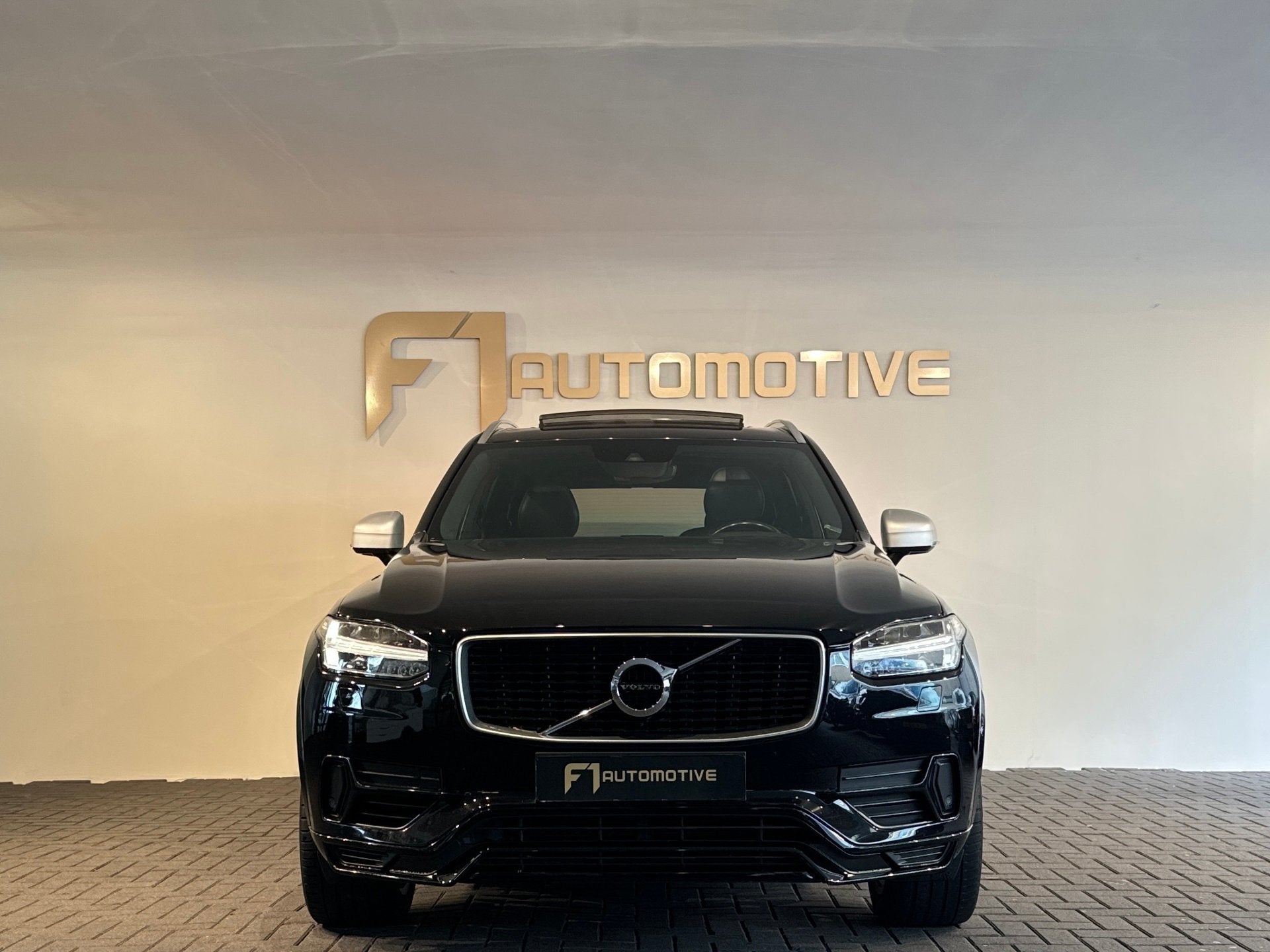 Volvo XC90 2.0 T8 Twin Engine AWD Inscription R-Design Pano|, Auto's, Dealer onderhouden, Gebruikt, 1969 cc, 7 stoelen