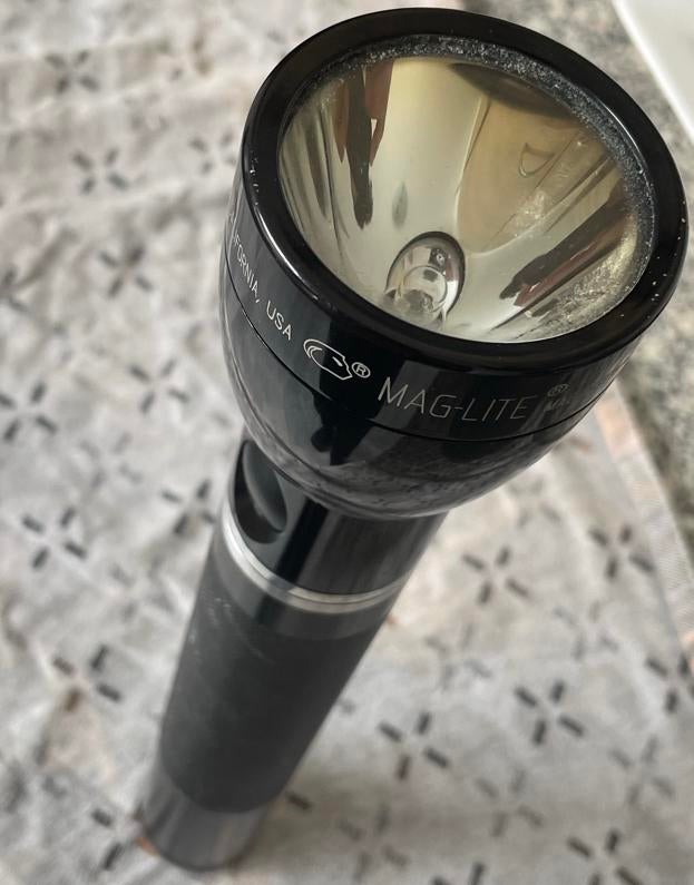 Maglite (grote zaklamp), Ophalen of Verzenden, Gebruikt, Accu