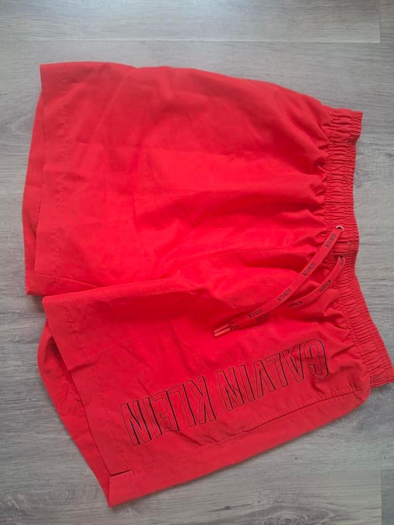 Ongebruikte Calvin Klein zwembroek - Rood - Maat M, Kleding | Heren, Badmode en Zwemkleding, Calvin Klein, Maat 48/50 (M), Ophalen of Verzenden