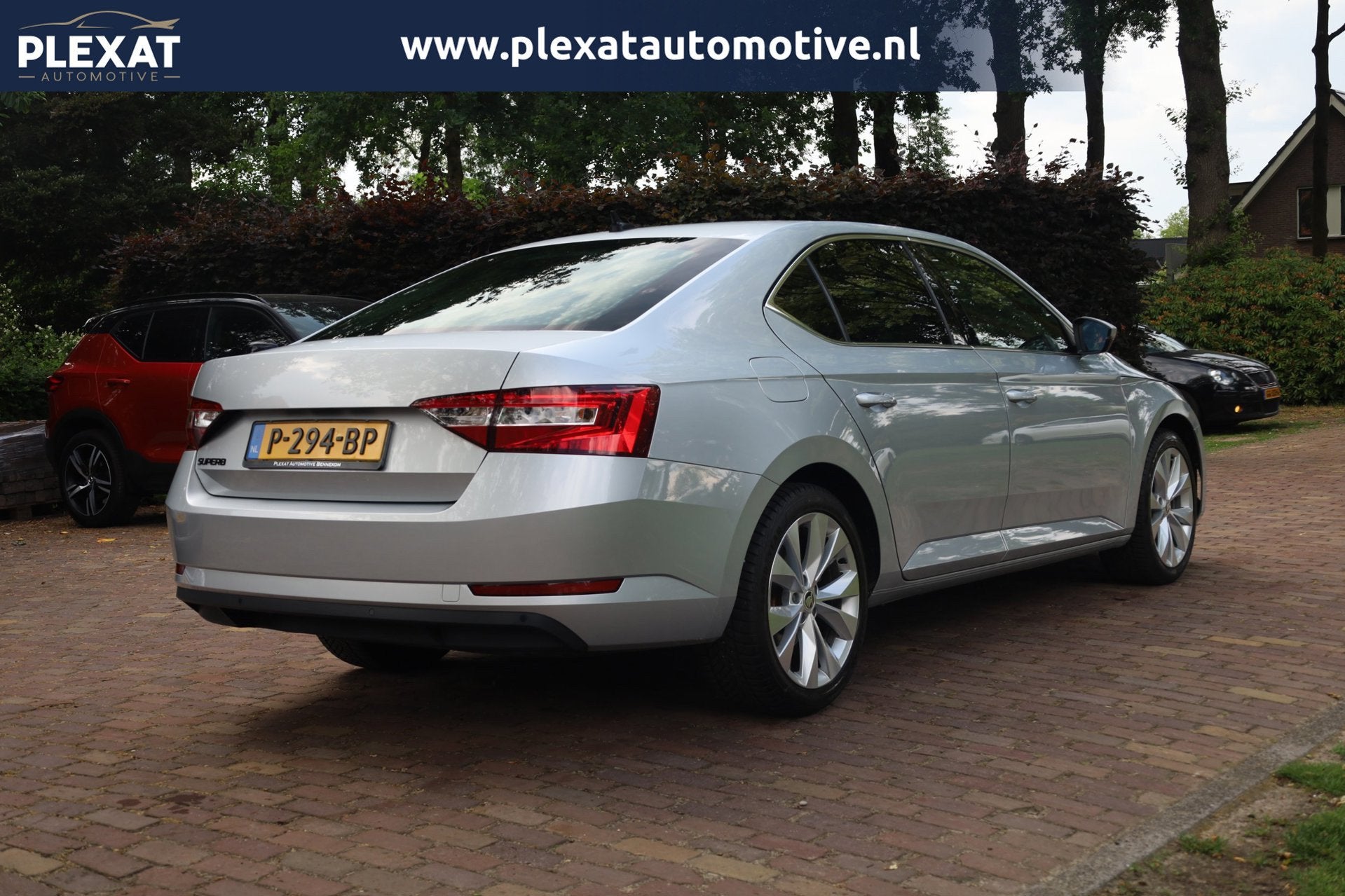 Skoda Superb 1.5 TSI ACT Business Edition Aut. | Stoelverwar, Auto's, Automatische klimaatregeling, 4 cilinders, 150 pk, Origineel Nederlands